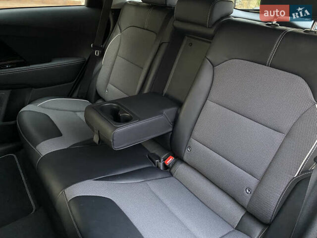 Белый Киа Niro, объемом двигателя 0 л и пробегом 21 тыс. км за 21999 $, фото 56 на Automoto.ua