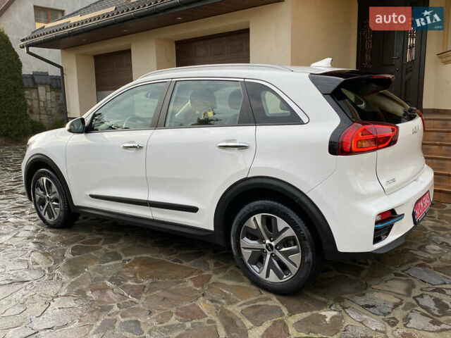 Белый Киа Niro, объемом двигателя 0 л и пробегом 21 тыс. км за 21999 $, фото 16 на Automoto.ua