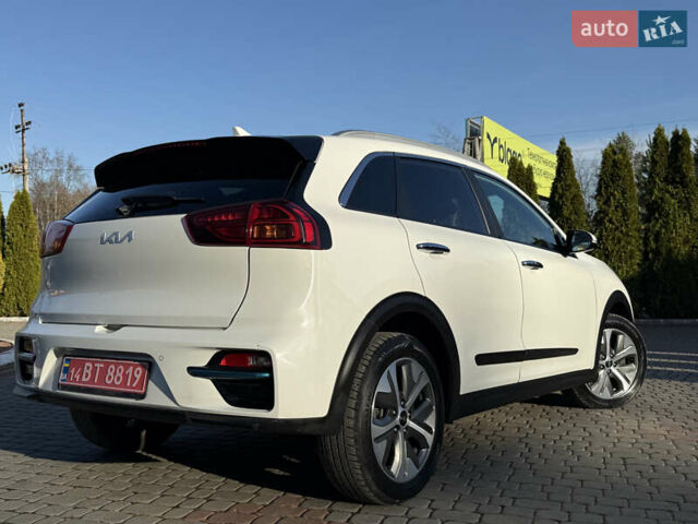 Белый Киа Niro, объемом двигателя 0 л и пробегом 115 тыс. км за 18900 $, фото 17 на Automoto.ua