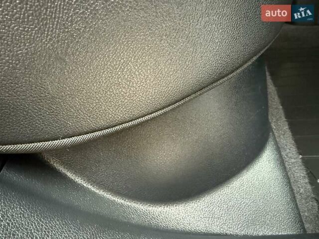 Белый Киа Niro, объемом двигателя 0 л и пробегом 94 тыс. км за 21900 $, фото 138 на Automoto.ua