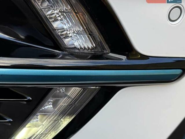 Белый Киа Niro, объемом двигателя 0 л и пробегом 94 тыс. км за 21900 $, фото 22 на Automoto.ua