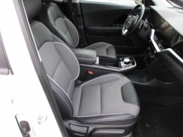 Белый Киа Niro, объемом двигателя 0 л и пробегом 29 тыс. км за 15900 $, фото 8 на Automoto.ua