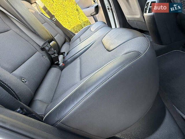 Белый Киа Niro, объемом двигателя 0 л и пробегом 115 тыс. км за 18900 $, фото 34 на Automoto.ua