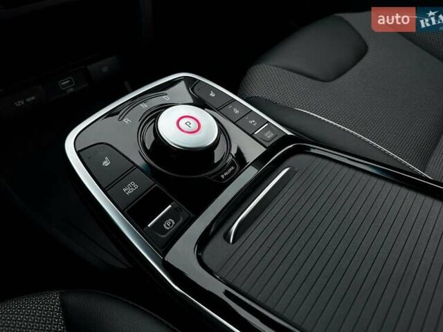 Белый Киа Niro, объемом двигателя 0 л и пробегом 31 тыс. км за 24900 $, фото 5 на Automoto.ua