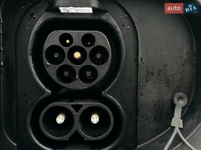 Белый Киа Niro, объемом двигателя 0 л и пробегом 31 тыс. км за 24900 $, фото 25 на Automoto.ua