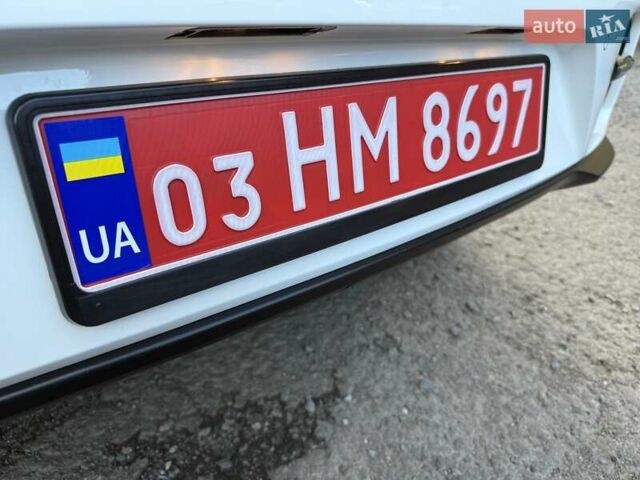 Белый Киа Niro, объемом двигателя 0 л и пробегом 94 тыс. км за 21900 $, фото 38 на Automoto.ua