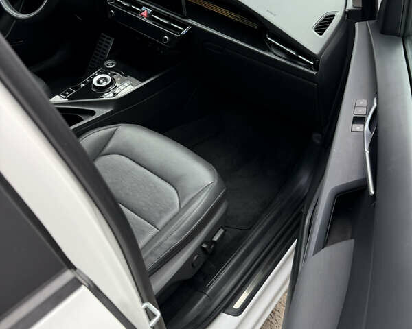 Белый Киа Niro, объемом двигателя 0 л и пробегом 26 тыс. км за 26500 $, фото 23 на Automoto.ua