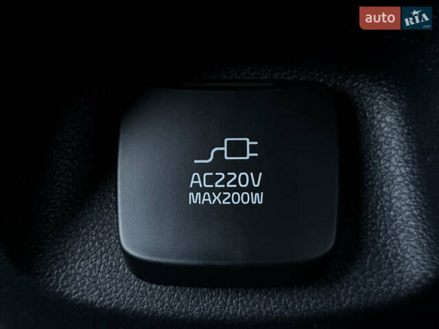 Білий Кіа Niro, об'ємом двигуна 0 л та пробігом 44 тис. км за 24500 $, фото 9 на Automoto.ua