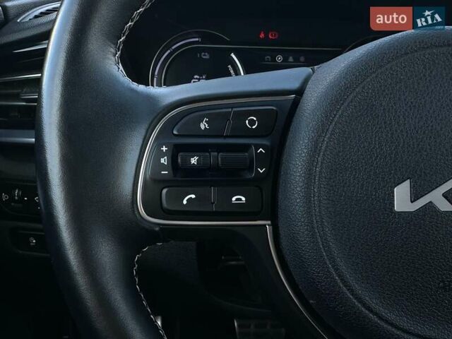Білий Кіа Niro, об'ємом двигуна 0 л та пробігом 31 тис. км за 24800 $, фото 45 на Automoto.ua