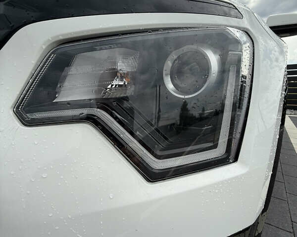 Белый Киа Niro, объемом двигателя 0 л и пробегом 56 тыс. км за 24999 $, фото 21 на Automoto.ua