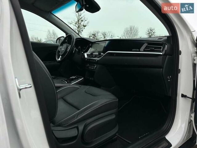 Белый Киа Niro, объемом двигателя 0 л и пробегом 47 тыс. км за 24900 $, фото 99 на Automoto.ua