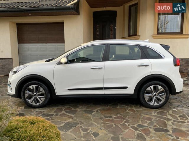 Белый Киа Niro, объемом двигателя 0 л и пробегом 21 тыс. км за 21999 $, фото 17 на Automoto.ua