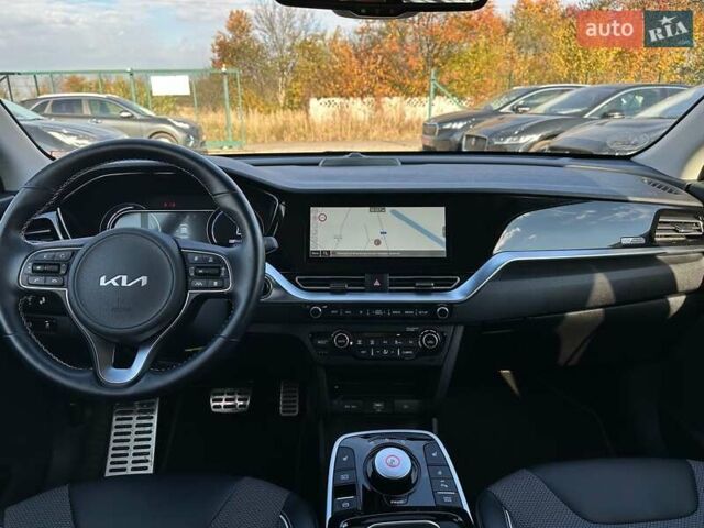 Білий Кіа Niro, об'ємом двигуна 0 л та пробігом 31 тис. км за 24800 $, фото 35 на Automoto.ua