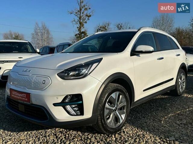 Білий Кіа Niro, об'ємом двигуна 0 л та пробігом 59 тис. км за 24900 $, фото 19 на Automoto.ua