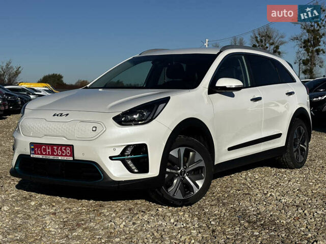 Білий Кіа Niro, об'ємом двигуна 0 л та пробігом 44 тис. км за 23900 $, фото 14 на Automoto.ua
