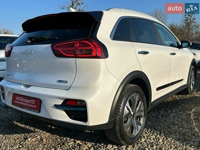 Білий Кіа Niro, об'ємом двигуна 0 л та пробігом 59 тис. км за 24900 $, фото 23 на Automoto.ua