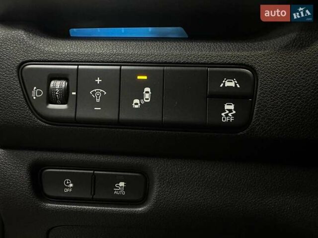 Белый Киа Niro, объемом двигателя 0 л и пробегом 47 тыс. км за 24900 $, фото 47 на Automoto.ua