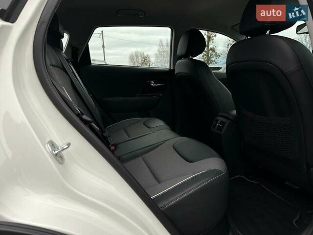 Белый Киа Niro, объемом двигателя 0 л и пробегом 31 тыс. км за 24900 $, фото 76 на Automoto.ua
