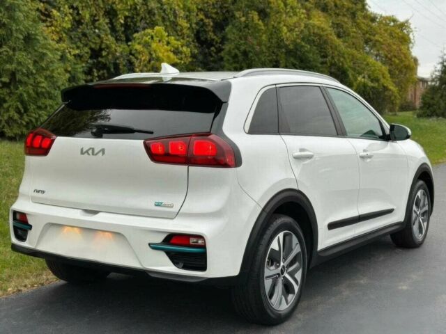 Білий Кіа Niro, об'ємом двигуна 0 л та пробігом 10 тис. км за 17000 $, фото 5 на Automoto.ua