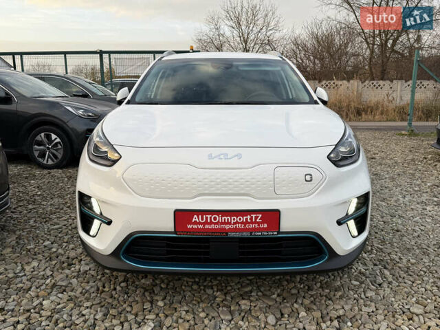 Белый Киа Niro, объемом двигателя 0 л и пробегом 53 тыс. км за 24400 $, фото 9 на Automoto.ua