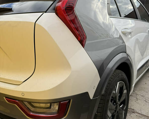 Белый Киа Niro, объемом двигателя 0 л и пробегом 26 тыс. км за 26500 $, фото 6 на Automoto.ua