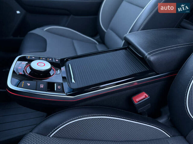 Белый Киа Niro, объемом двигателя 0 л и пробегом 44 тыс. км за 24900 $, фото 83 на Automoto.ua
