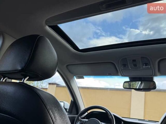 Белый Киа Niro, объемом двигателя 0 л и пробегом 94 тыс. км за 21900 $, фото 132 на Automoto.ua