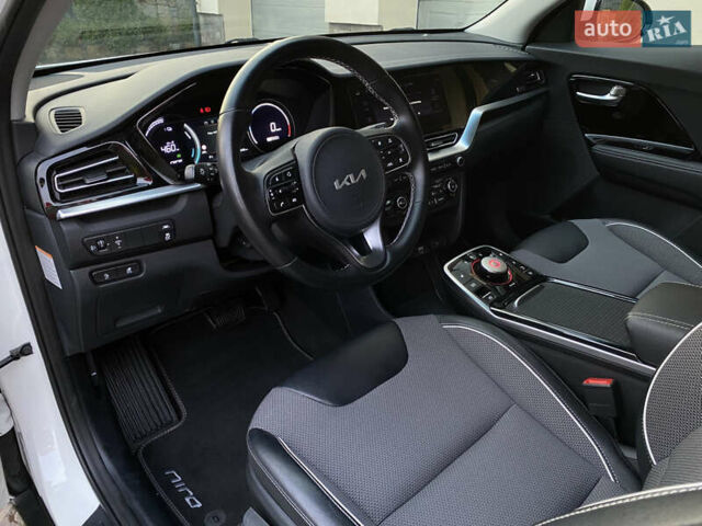 Белый Киа Niro, объемом двигателя 0 л и пробегом 21 тыс. км за 21999 $, фото 34 на Automoto.ua