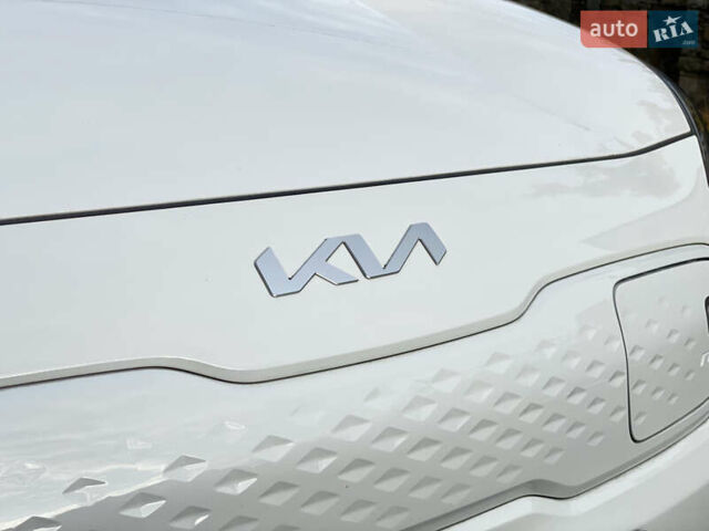 Белый Киа Niro, объемом двигателя 0 л и пробегом 21 тыс. км за 21999 $, фото 21 на Automoto.ua