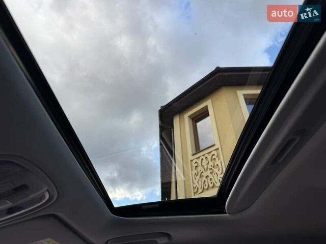 Белый Киа Niro, объемом двигателя 0 л и пробегом 94 тыс. км за 21900 $, фото 101 на Automoto.ua