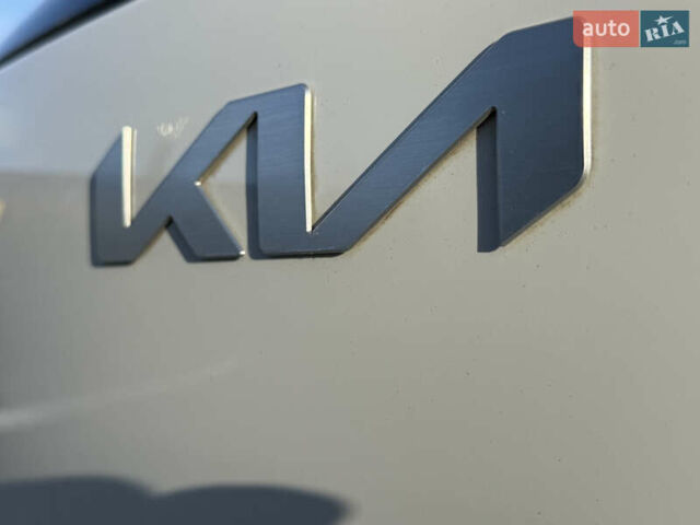 Белый Киа Niro, объемом двигателя 0 л и пробегом 115 тыс. км за 18900 $, фото 16 на Automoto.ua