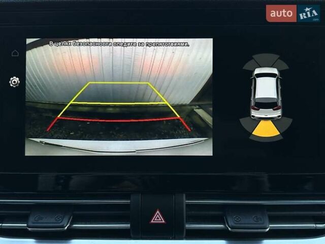 Білий Кіа Niro, об'ємом двигуна 0 л та пробігом 59 тис. км за 24900 $, фото 11 на Automoto.ua