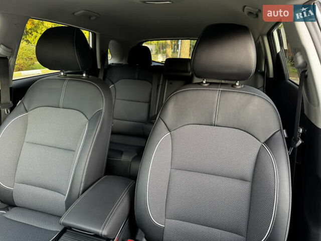 Белый Киа Niro, объемом двигателя 0 л и пробегом 44 тыс. км за 24600 $, фото 38 на Automoto.ua