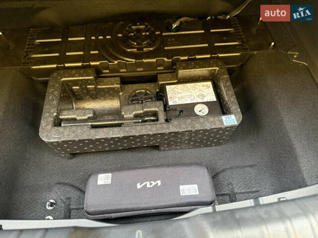 Белый Киа Niro, объемом двигателя 0 л и пробегом 26 тыс. км за 26500 $, фото 17 на Automoto.ua