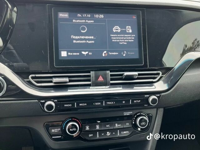 Кіа Niro 2022 у Кропивницькому (Кіровограді) на Automoto.ua Білий Кіа Niro, об'ємом двигуна 0 л та пробігом 68 тис. км за 20600 $, фото 22 на Automoto.ua