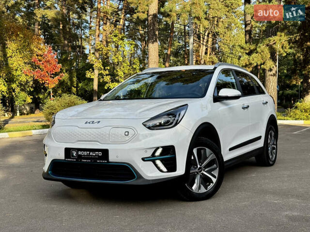 Белый Киа Niro, объемом двигателя 0 л и пробегом 57 тыс. км за 23868 $, фото 2 на Automoto.ua