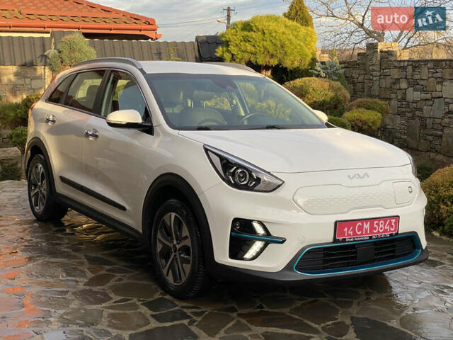Белый Киа Niro, объемом двигателя 0 л и пробегом 21 тыс. км за 21999 $, фото 6 на Automoto.ua
