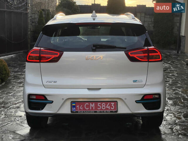 Белый Киа Niro, объемом двигателя 0 л и пробегом 21 тыс. км за 21999 $, фото 12 на Automoto.ua