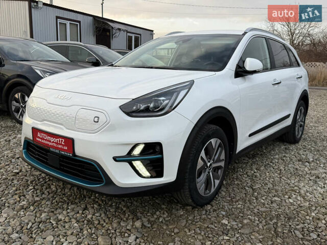 Белый Киа Niro, объемом двигателя 0 л и пробегом 53 тыс. км за 24400 $, фото 10 на Automoto.ua