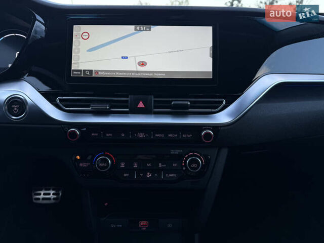 Білий Кіа Niro, об'ємом двигуна 0 л та пробігом 44 тис. км за 24500 $, фото 66 на Automoto.ua