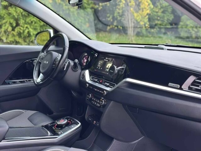 Белый Киа Niro, объемом двигателя 0 л и пробегом 15 тыс. км за 9600 $, фото 9 на Automoto.ua