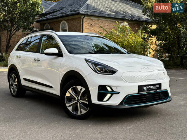 Белый Киа Niro, объемом двигателя 0 л и пробегом 57 тыс. км за 23868 $, фото 16 на Automoto.ua