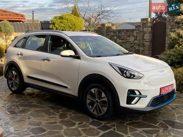 Белый Киа Niro, объемом двигателя 0 л и пробегом 21 тыс. км за 21999 $, фото 7 на Automoto.ua