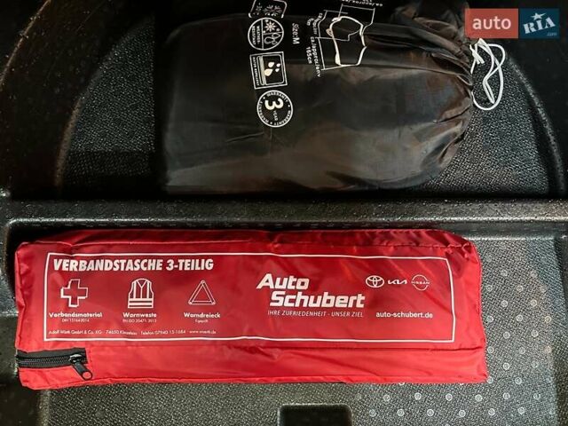 Белый Киа Niro, объемом двигателя 0 л и пробегом 47 тыс. км за 24900 $, фото 95 на Automoto.ua