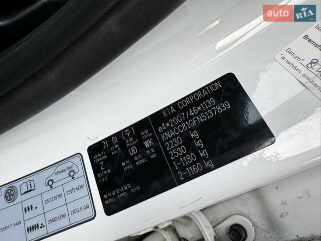 Белый Киа Niro, объемом двигателя 0 л и пробегом 57 тыс. км за 23868 $, фото 79 на Automoto.ua