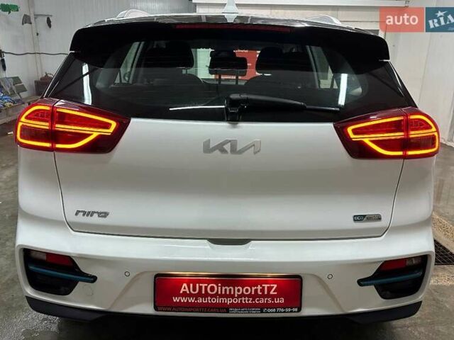 Белый Киа Niro, объемом двигателя 0 л и пробегом 52 тыс. км за 24300 $, фото 17 на Automoto.ua