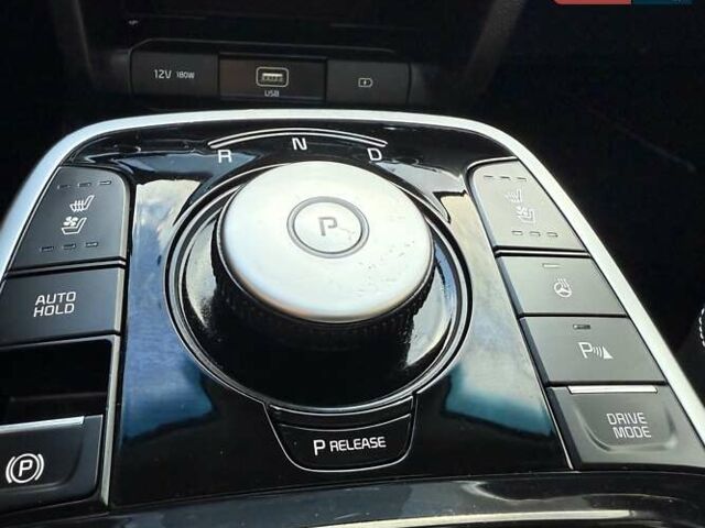 Белый Киа Niro, объемом двигателя 0 л и пробегом 94 тыс. км за 21900 $, фото 98 на Automoto.ua