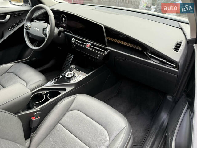 Белый Киа Niro, объемом двигателя 0 л и пробегом 26 тыс. км за 26500 $, фото 24 на Automoto.ua
