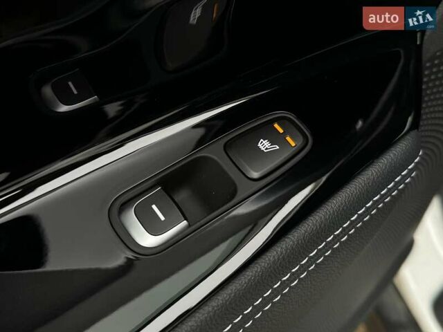 Белый Киа Niro, объемом двигателя 0 л и пробегом 47 тыс. км за 24900 $, фото 88 на Automoto.ua