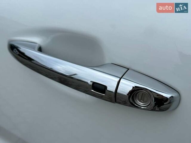 Белый Киа Niro, объемом двигателя 0 л и пробегом 31 тыс. км за 24900 $, фото 24 на Automoto.ua